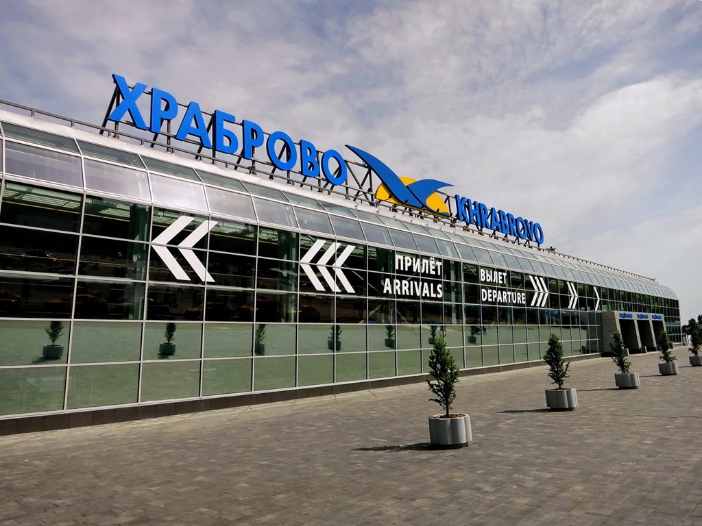 В Калининграде из-за снегопада закрыли аэропорт