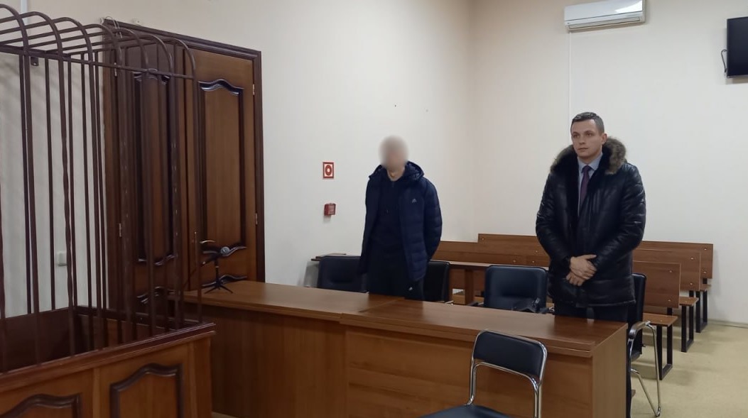 Житель Калининграда пытался через мать передать взятку полицейскому