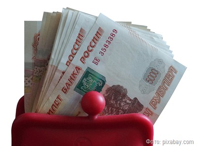 Сиделка стащила у подопечного пенсионера четверть миллиона рублей