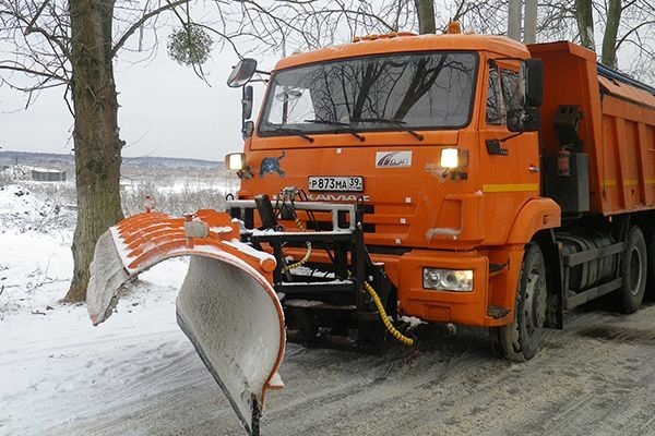 Алиханова разозлили оледеневшие и неубранные дороги