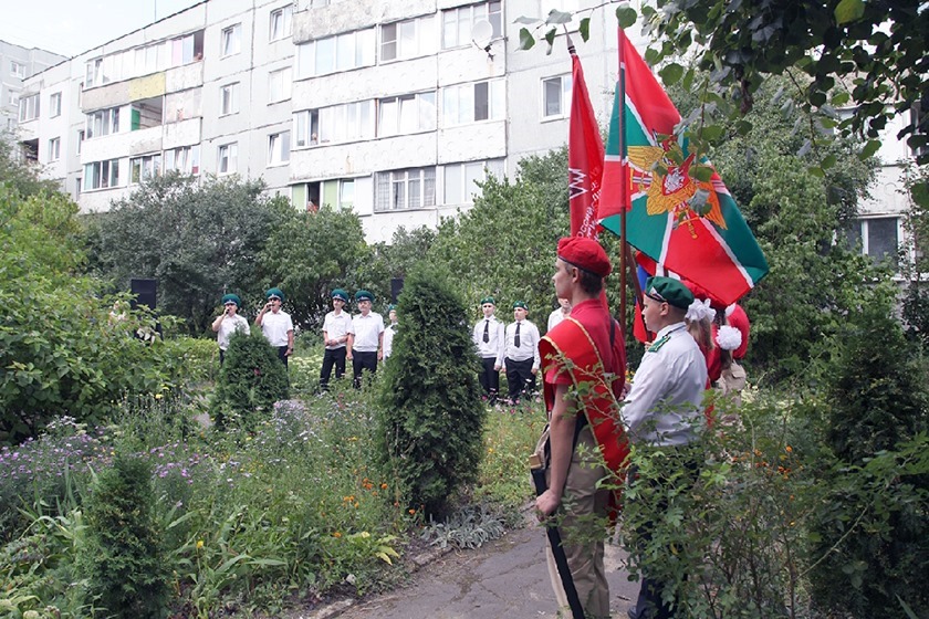 В Калининграде пограничники поздравили ветерана с вековым юбилеем 