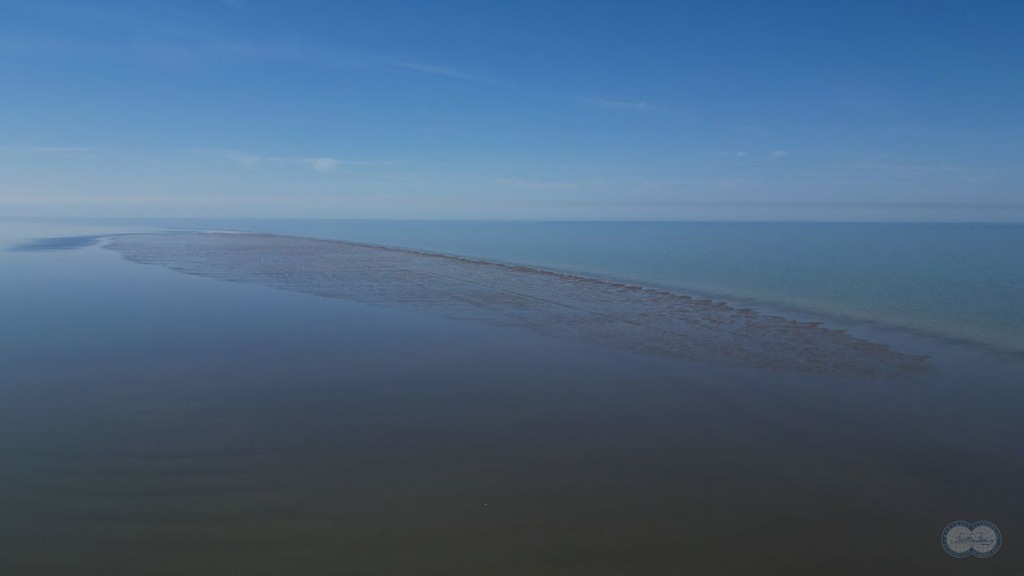 На Каспийском море обнаружен новый остров