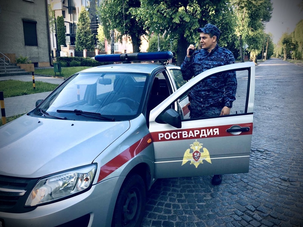Росгвардейцы предотвратили драку в Калининграде