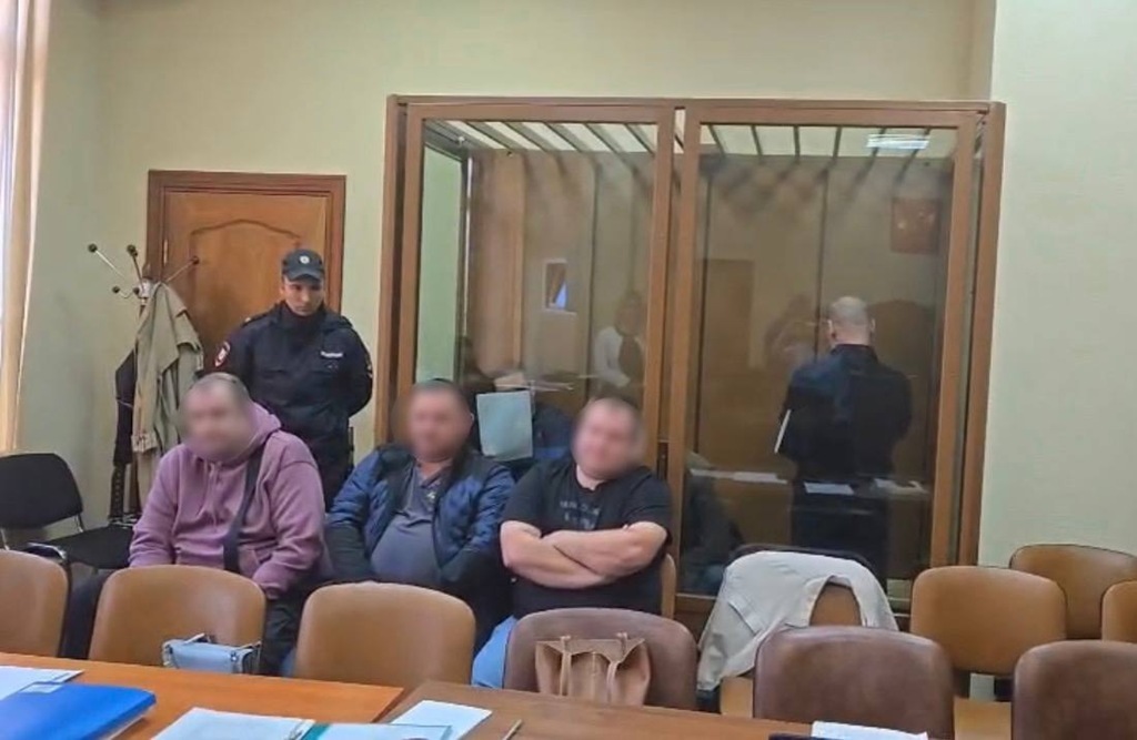 Контрабандисты янтаря получили до 7,5 лет колонии строгого режима