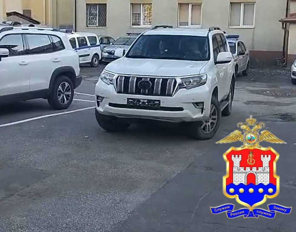 В Зеленоградске конфисковали внедорожник у повторно пойманного пьяного водителя В Зеленоградске конфисковали внедорожник у повторно пойманного пьяного водителя