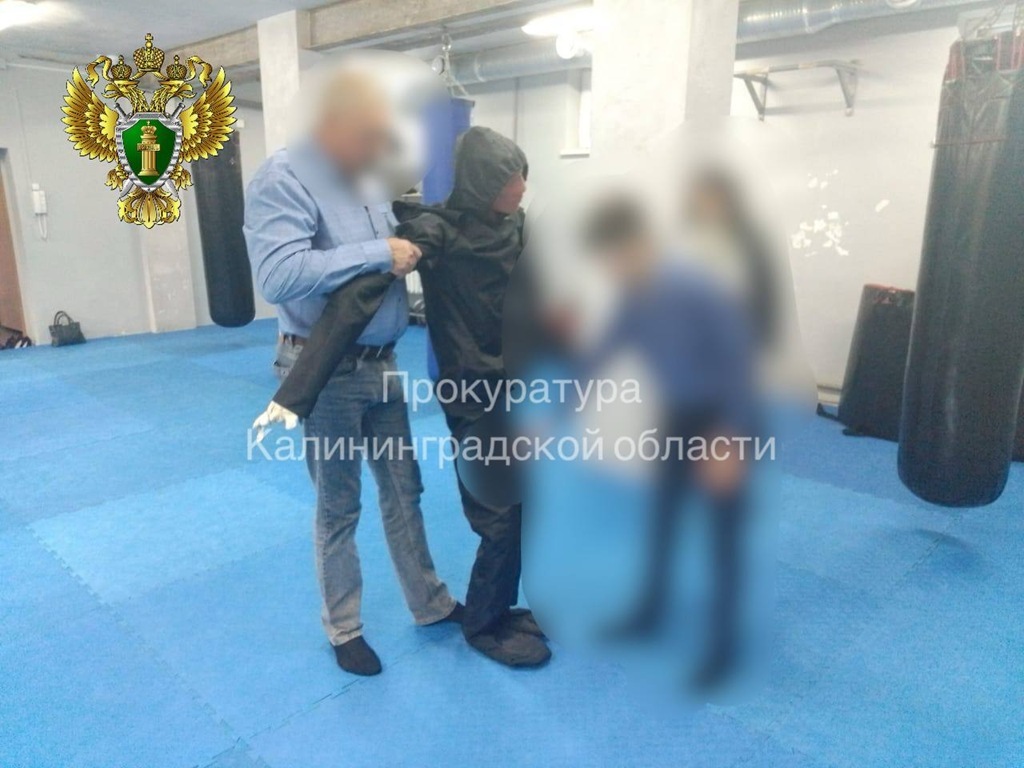 Тренера уличили в избиении ребенка пластиковой трубой