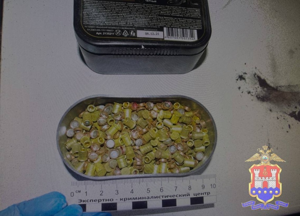 В Калининградской области изъяли оружие и более 800 патронов в ходе операции «Арсенал» В Калининградской области изъяли оружие и более 800 патронов в ходе операции «Арсенал»