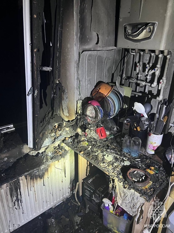 Пожар в Калининграде: спасены четыре человека, эвакуированы тринадцать Пожар в Калининграде: спасены четыре человека, эвакуированы тринадцать