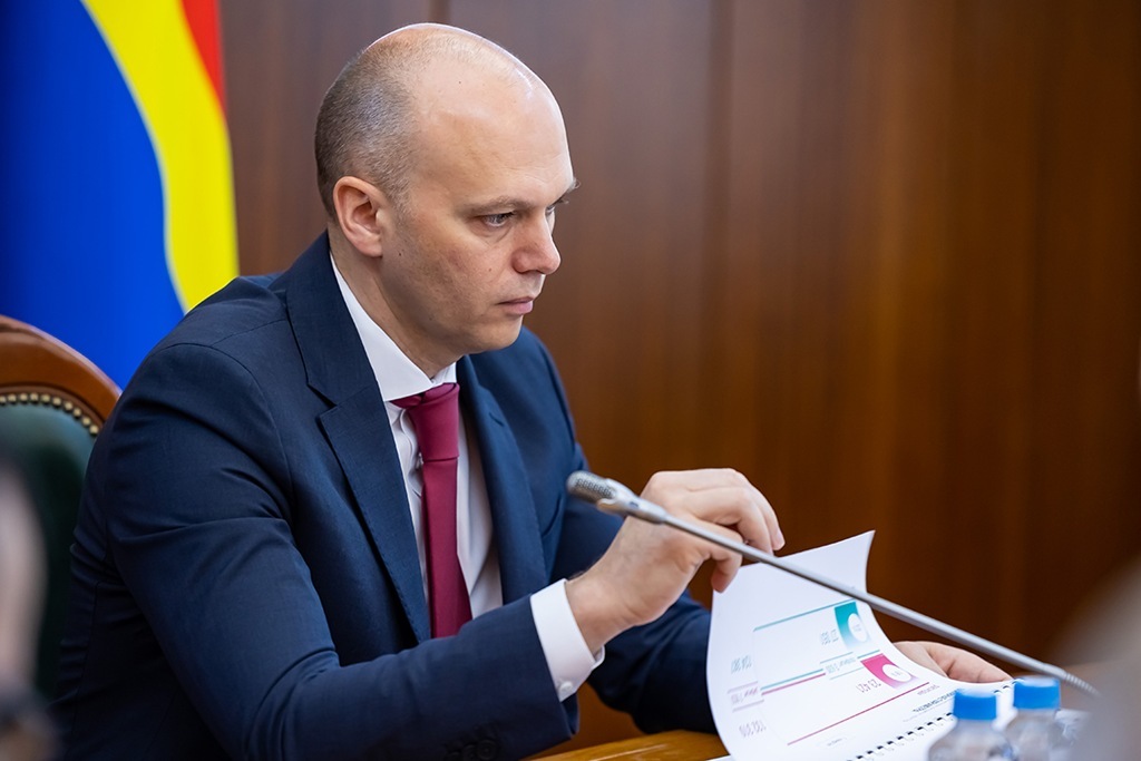 Беспрозванных опроверг слухи о возможном переезде в Москву