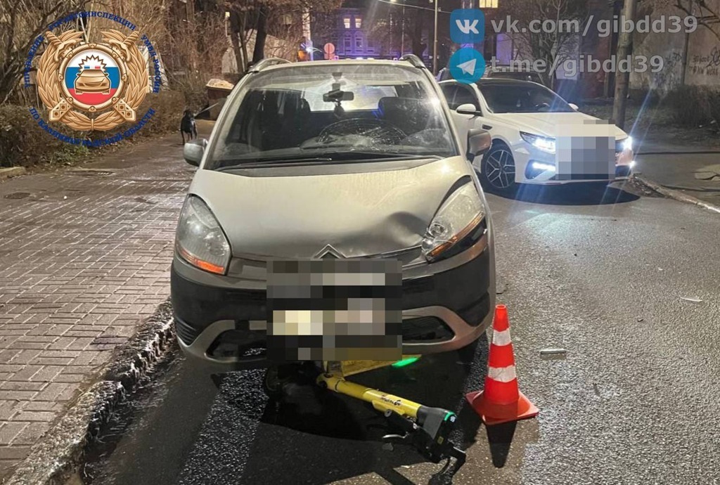 Игнорирование тротуара привело к ДТП на Молочинского: пострадал самокатчик