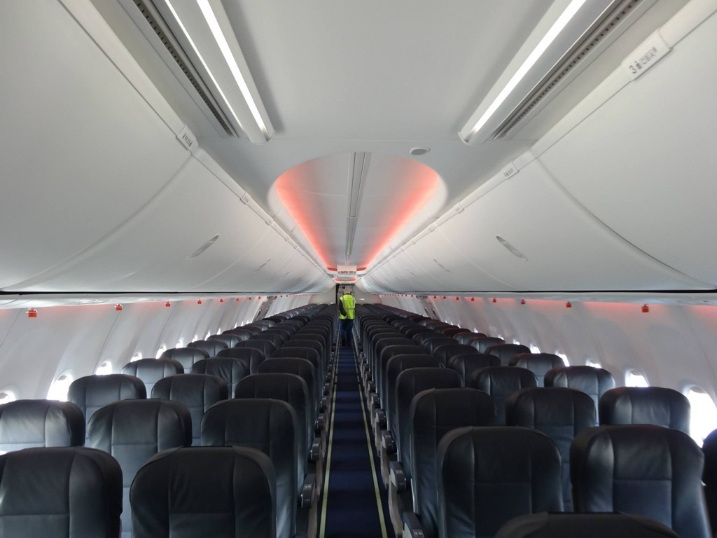 Полиция не пустила на борт самолёта пьяного пассажира в Калининграде Полиция не пустила на борт самолёта пьяного пассажира в Калининграде