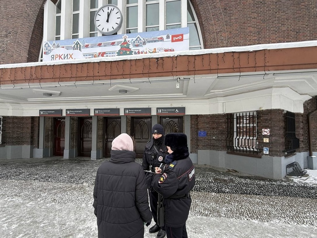 Транспортные полицейские в Калининграде обеспечили порядок на объектах транспорта во время праздников