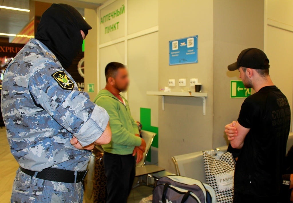 В Калининграде прошло второе в этом году выдворение нелегальных мигрантов