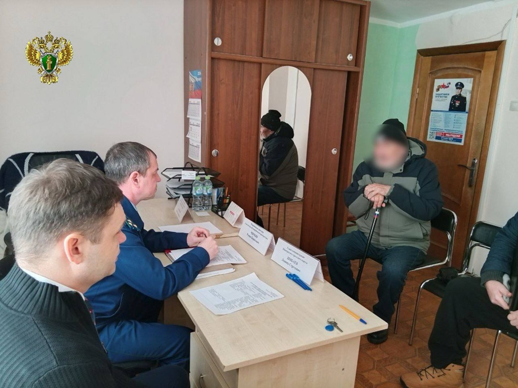 В Калининградской области прокурор провёл личный приём для семей участников СВО