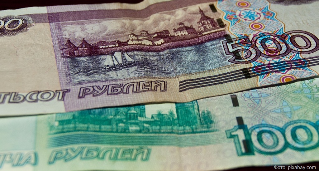 В Славске мужчину обвиняют в попытке дать взятку инспектору ДПС за сокрытие ДТП