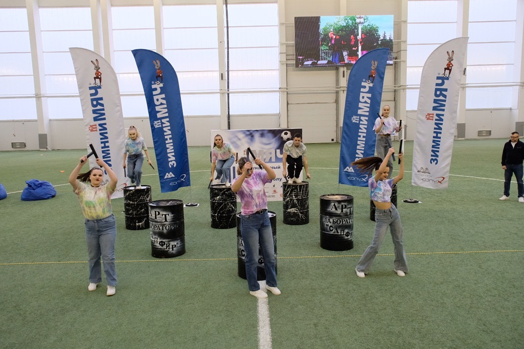 «Зимний мяч Автотор»: завершился групповой этап, впереди — решающие матчи плей‑офф