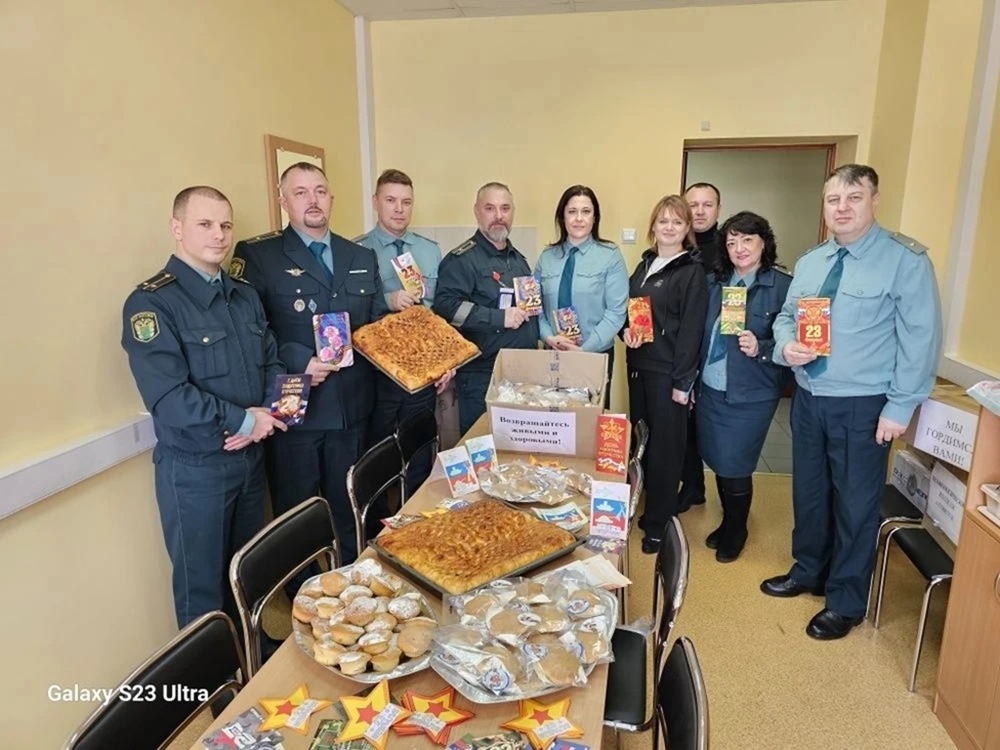 Пирожки, сало и открытки: калининградские таможенники отправили &laquo;Вкусный десант&raquo; в госпитали к 23 февраля