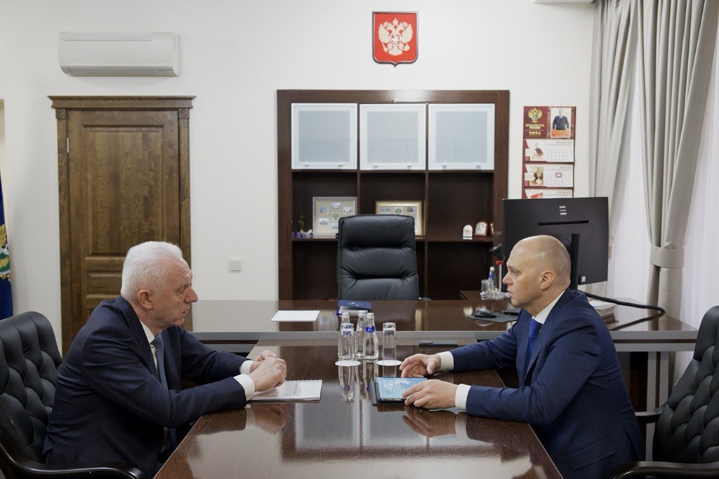 Александр Гуцан и Алексей Беспрозванных